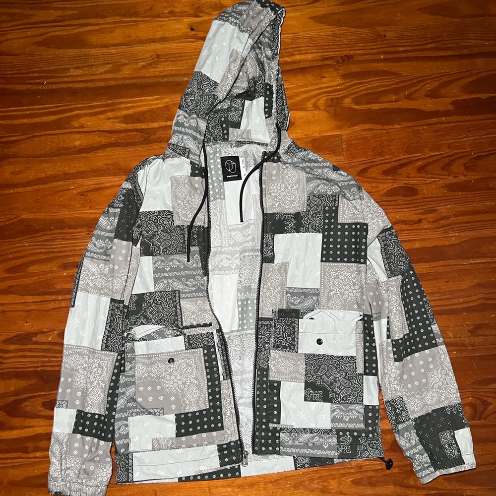 Bandana Style Colorblock zip up